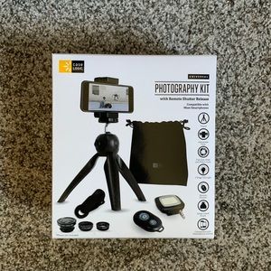 Case Logic Universal Photography Set w/ Remote Shutter Release: Color Black